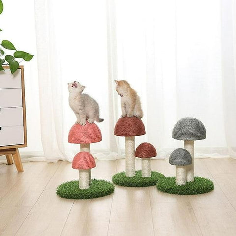 Cat mushroom scratching post made of sisal.