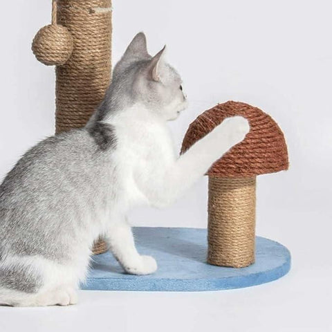 Cat palm/mushroom scratching post made of sisal.