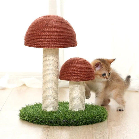 Cat mushroom scratching post made of sisal.